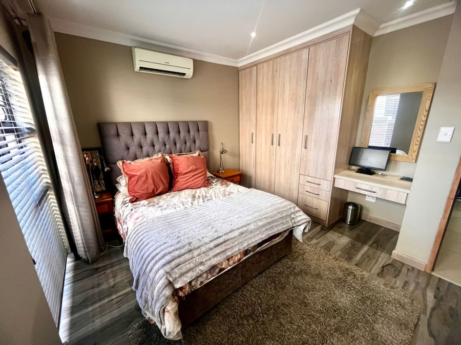 To Let 3 Bedroom Property for Rent in Vyfhoek A H North West